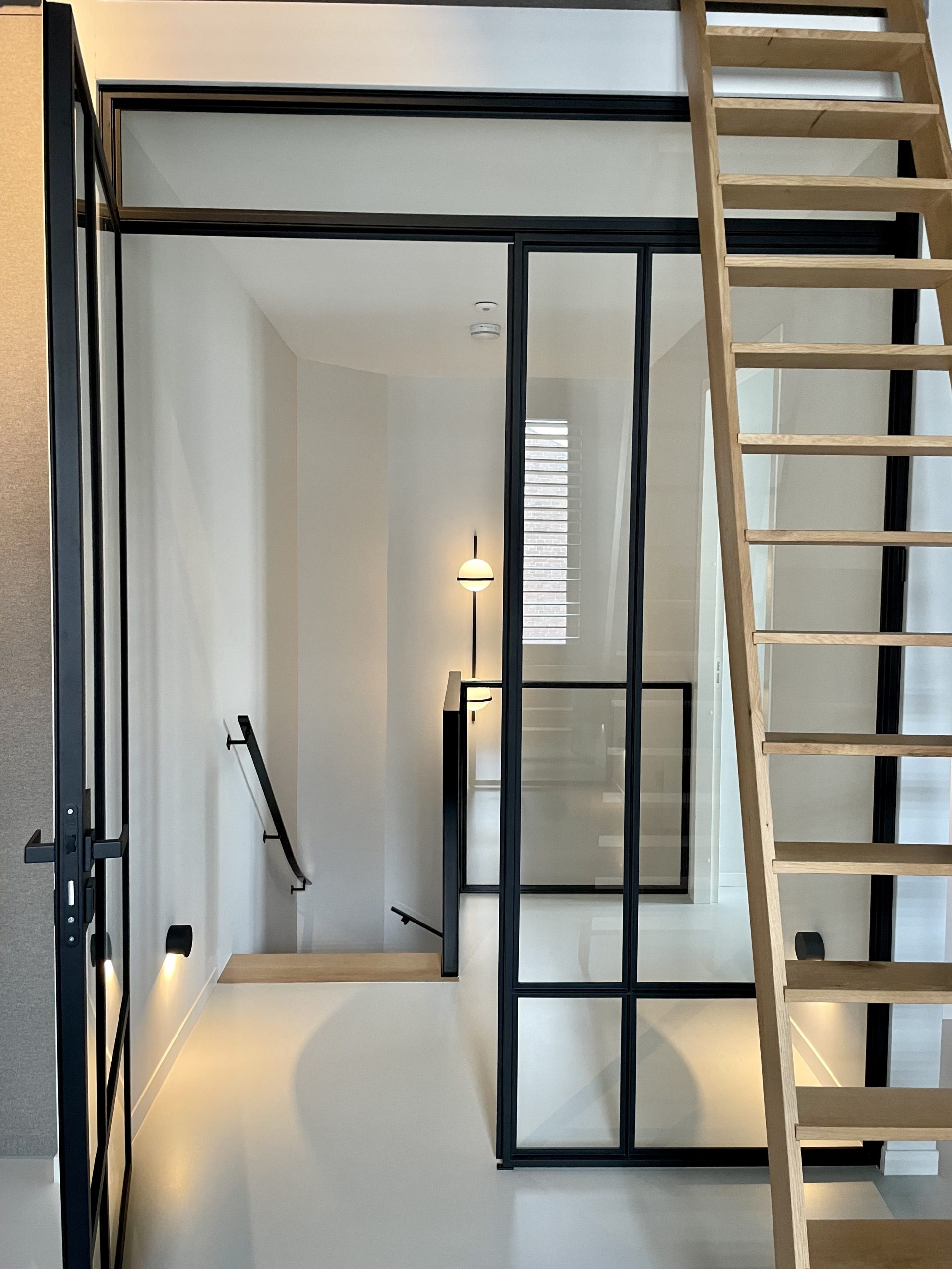 studio-melanie-parker-interieurontwerp-zolder-mastersuite-maatwerk-stalendeuren